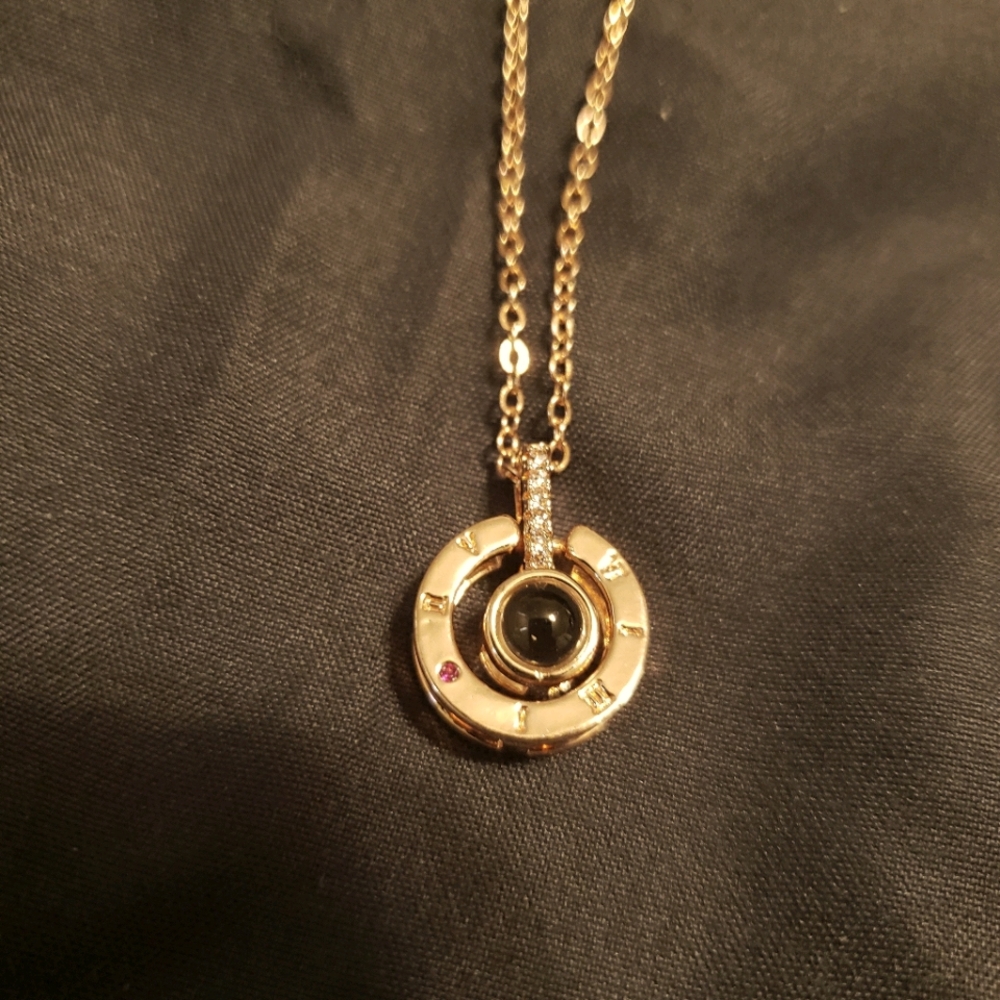 I love you in different languages necklace